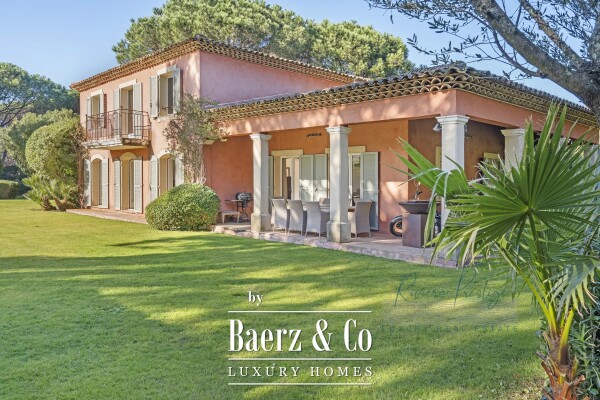 photo 3 Provençal Villa with Swimming Pool Just 5 Minutes from the Heart of Saint-Tropez