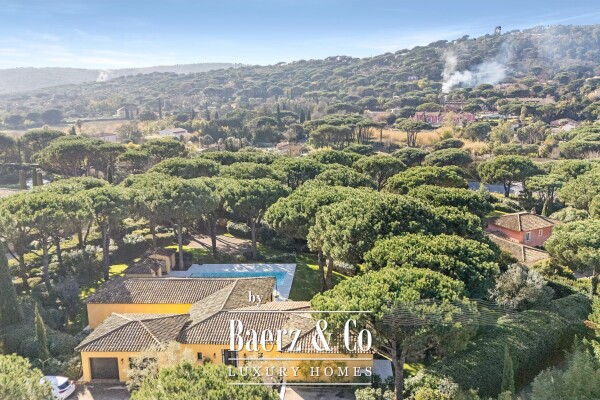 photo 3 Mediterranean Villa Just 5 Minutes from the Heart of Saint-Tropez